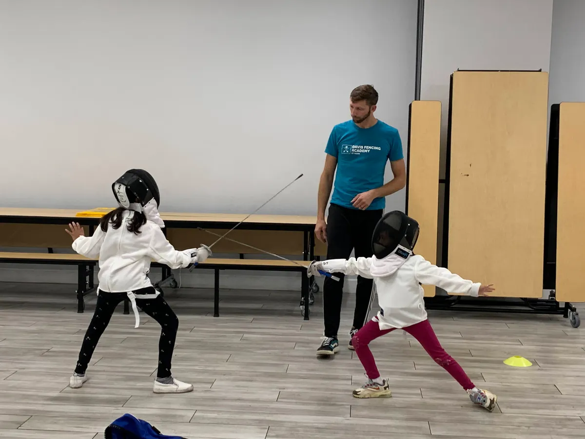 Davis Fencing Academy South Miami/Dadeland Youth Fencing — program image