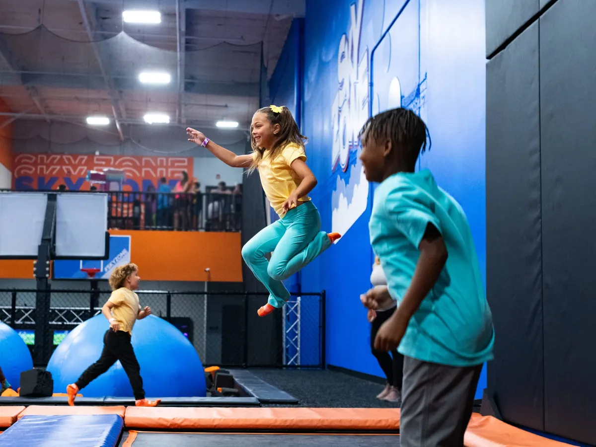 Sky Zone St. Louis–Shrewsbury Little Leapers (6 & under) — venue image