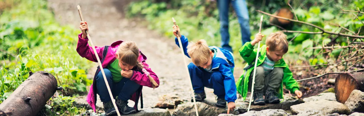 Nature Exploration in the Family Adventure Garden — program image
