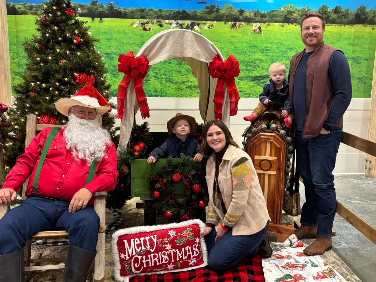 S'mores with Santa at The George Ranch — official source image