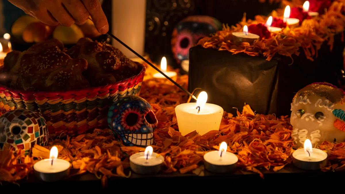 Día de los Muertos at the Houston Zoo — official source image