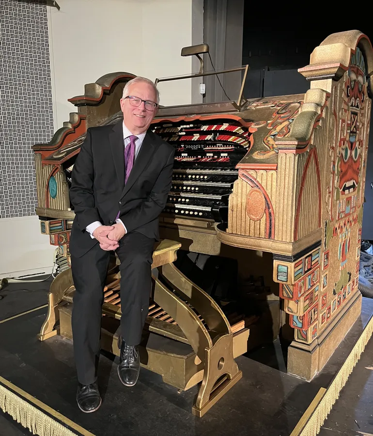 Candlelight and Shadows: Spooky Favorites on the Kilgen Organ — official source image