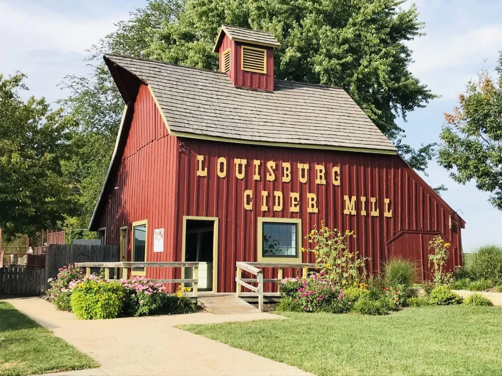 Louisburg Cider Mill Family Farm (fall season) — official source image