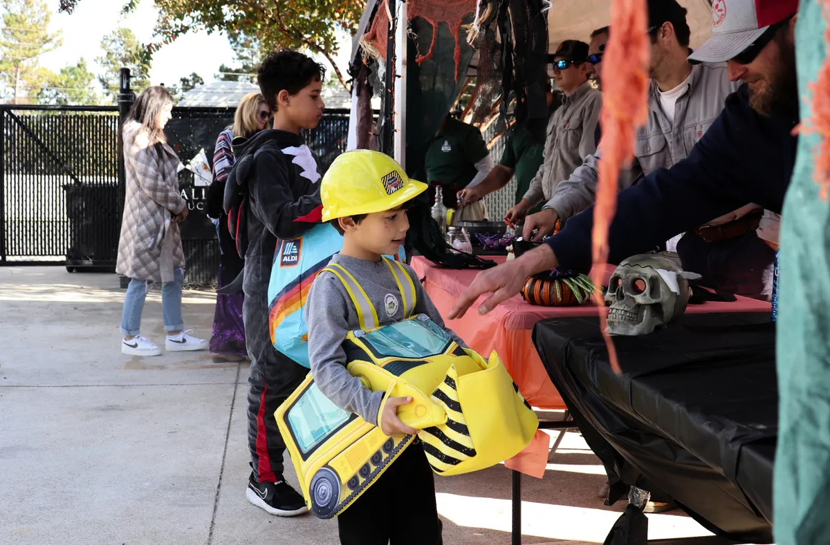 Acworth Police Safe-O-Ween — official source image