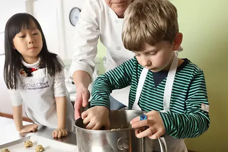 Oui Chef Kids and Teen Culinary Classes — program image