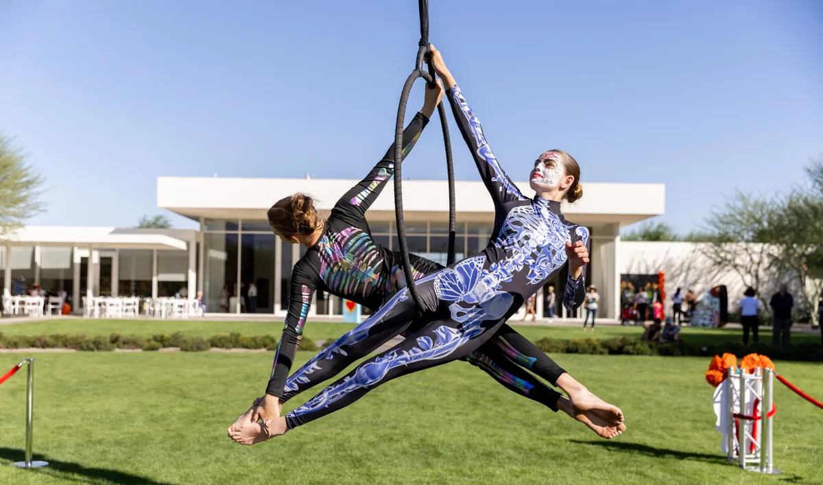 CV Days of Los Muertos: Art Flying Aerial performances — official source image