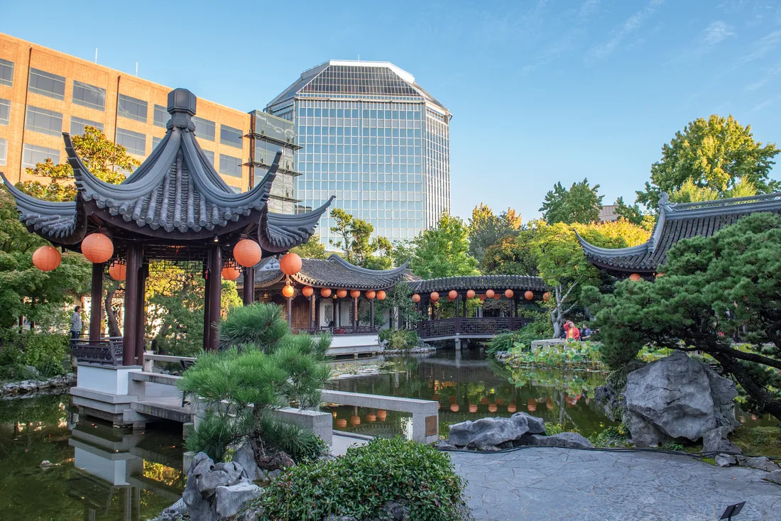 Nights of the Golden Flower (Lan Su Chrysanthemum Festival) — venue image