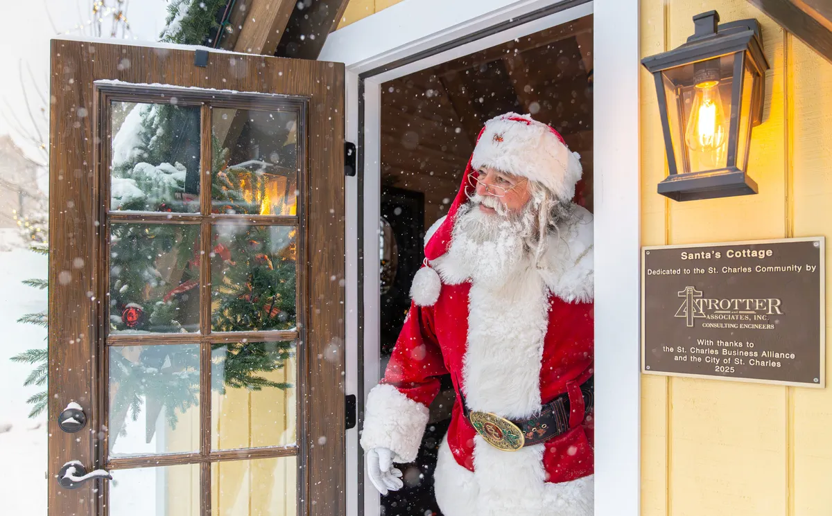 Santa's Cottage Visits — St. Charles 1st Street Plaza — official source image