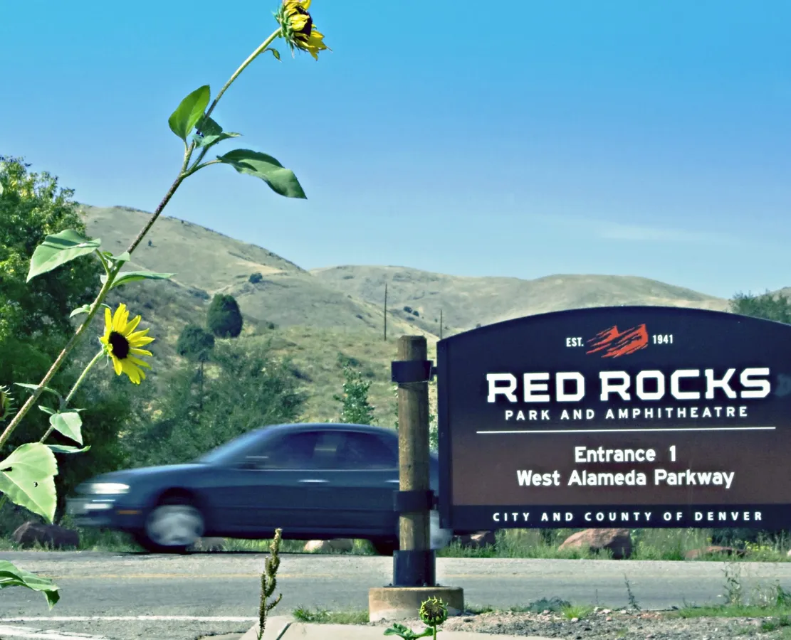 Red Rocks Park: Trading Post Trail and Visitor Center — official source image