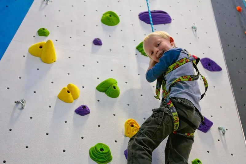 Movement Crystal City After-school Climbing — program image