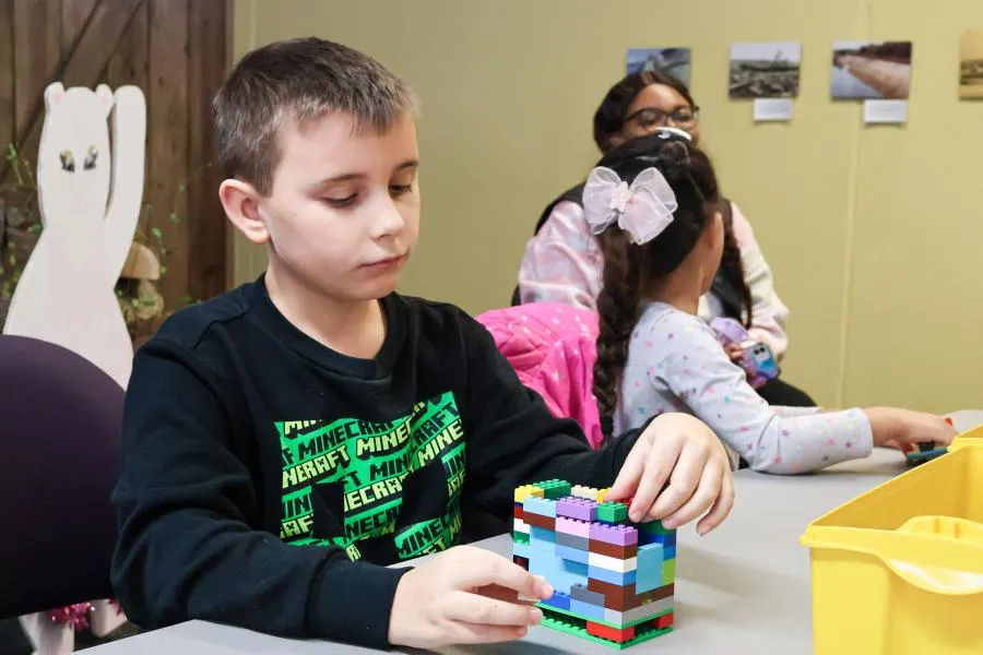 Let's Build Club for Kids (DeWitt Center) — program image