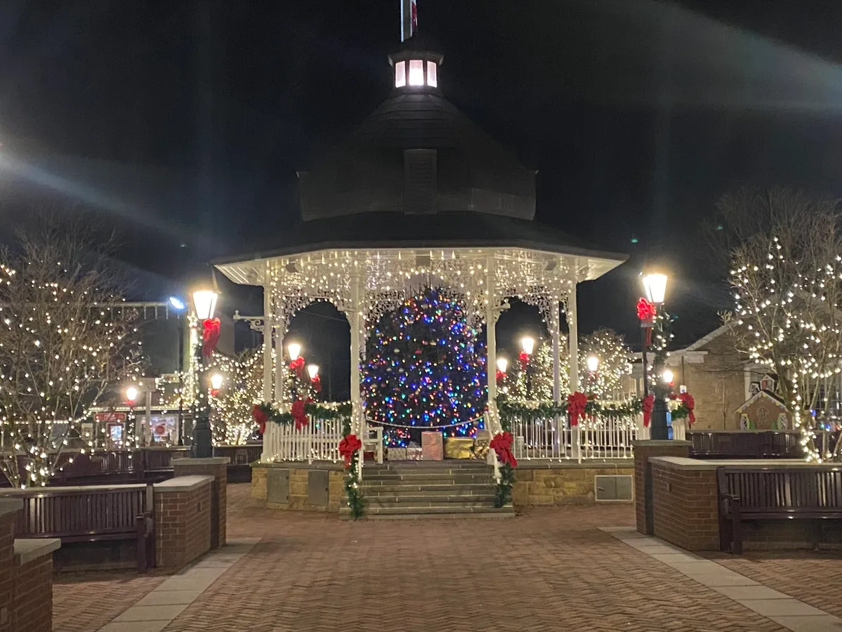 Light Up Ligonier — official source image