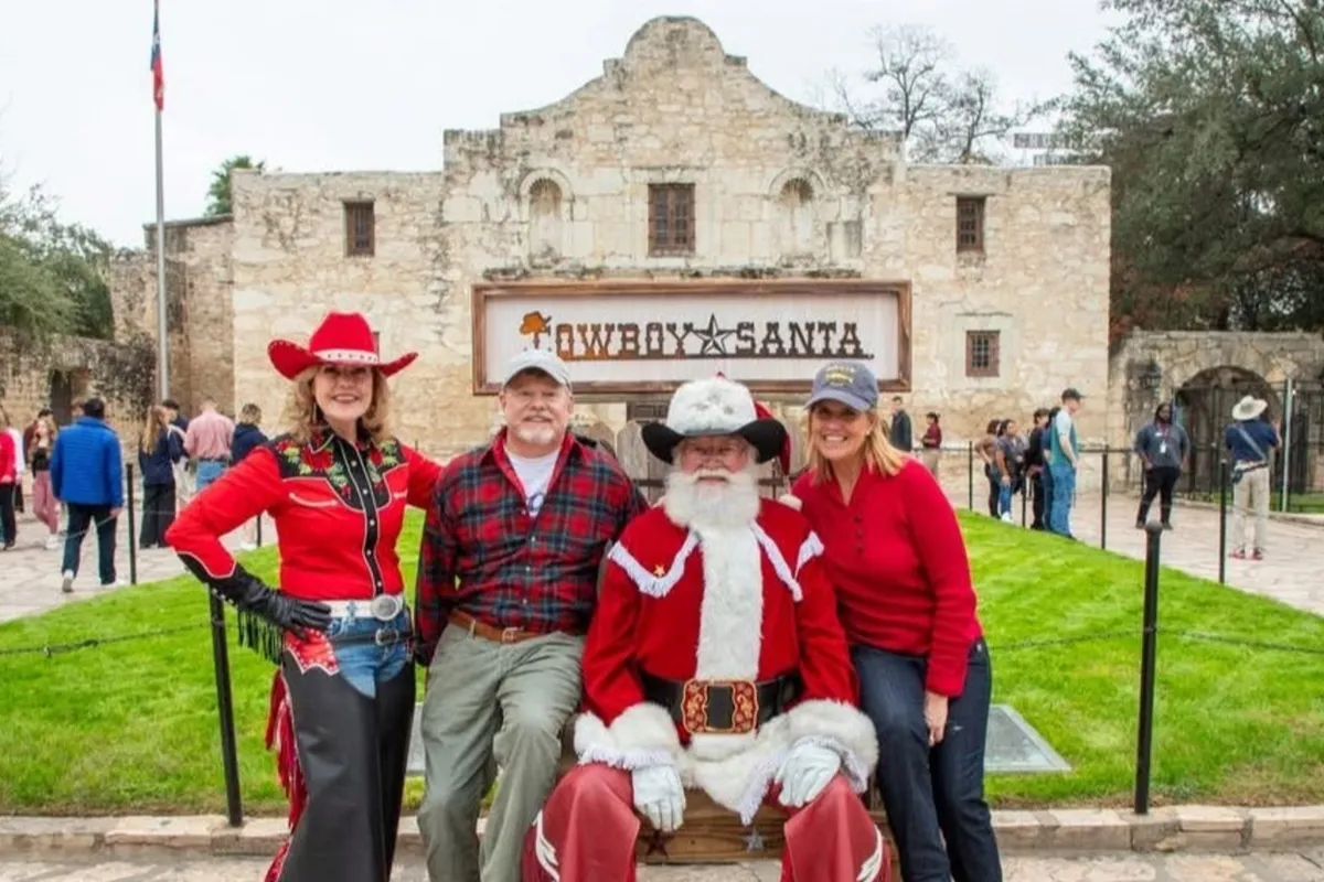 Cowboy Santa at the Alamo — official source image