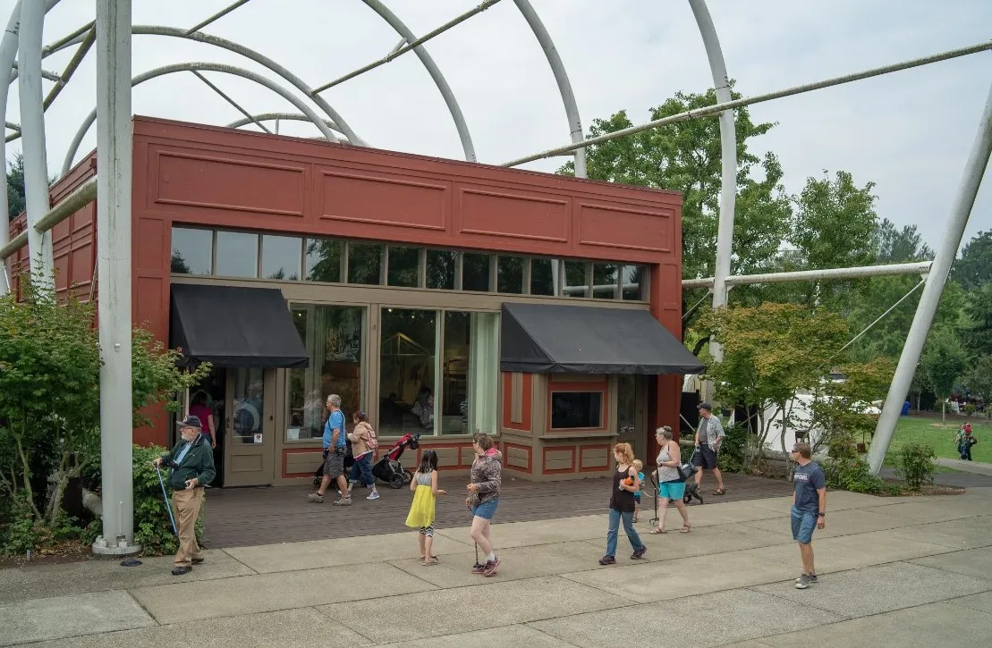 End of the Oregon Trail Interpretive Center — official source image