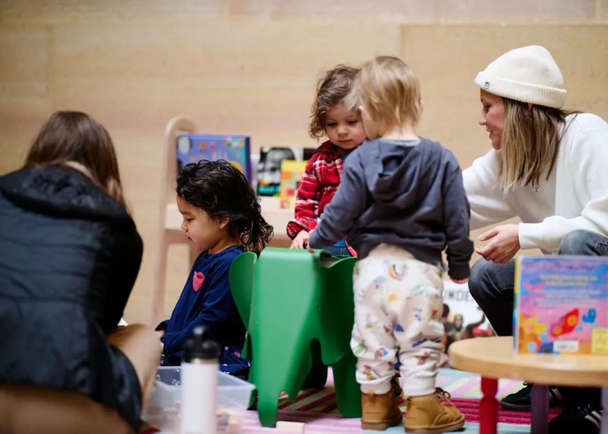 Little Art Kids: toddlers and grownups — program image