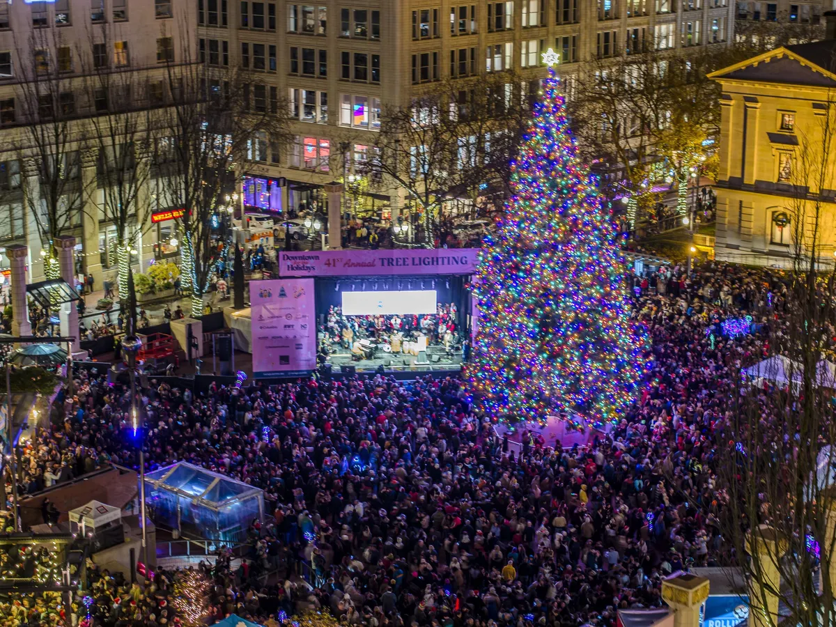 42nd Annual Tree Lighting Ceremony — official source image