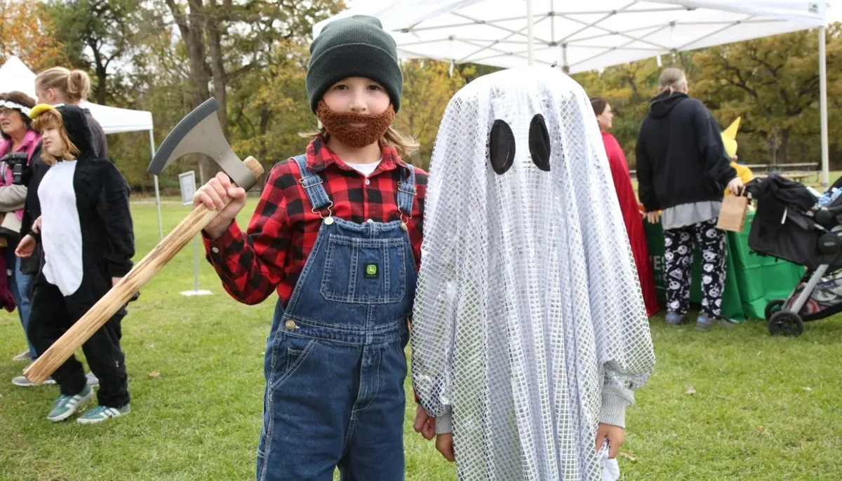 Spooky Stories & S'mores at Thatcher Woods — official source image