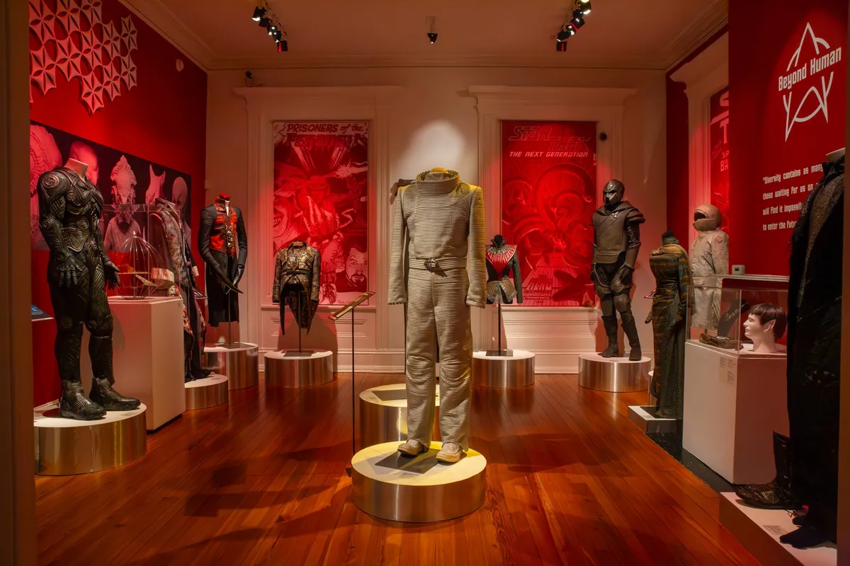 Decorative Arts Center of Ohio — official source image
