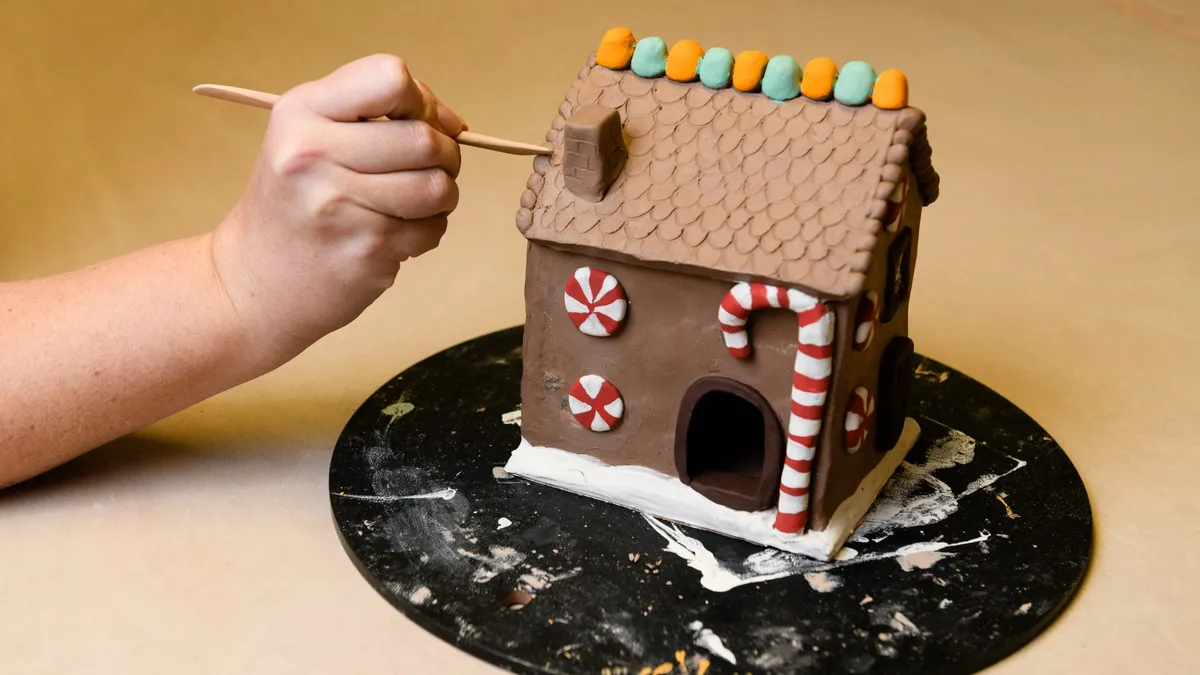 (Clay) Gingerbread Houses workshop at Union Project — official source image