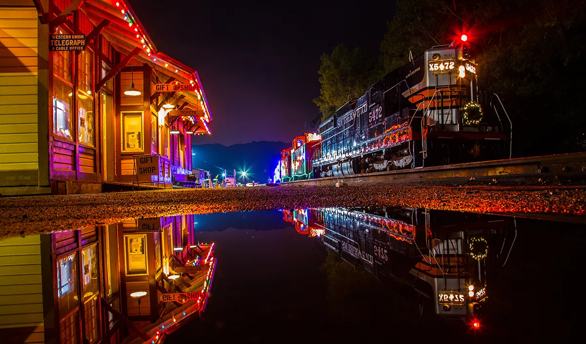 Train of Lights on the Niles Canyon Railway — official source image
