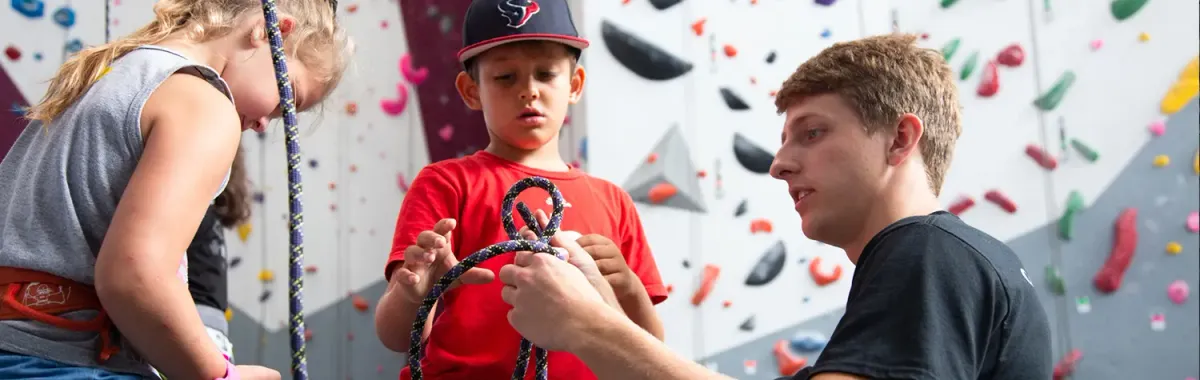 Momentum Katy Winter Youth Climbing Programs — program image