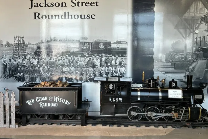 Minnesota Transportation Museum (Jackson Street Roundhouse) — official source image