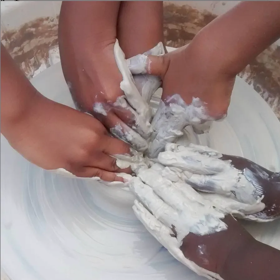 Ceramic Heights Kids and Teens Classes — program image