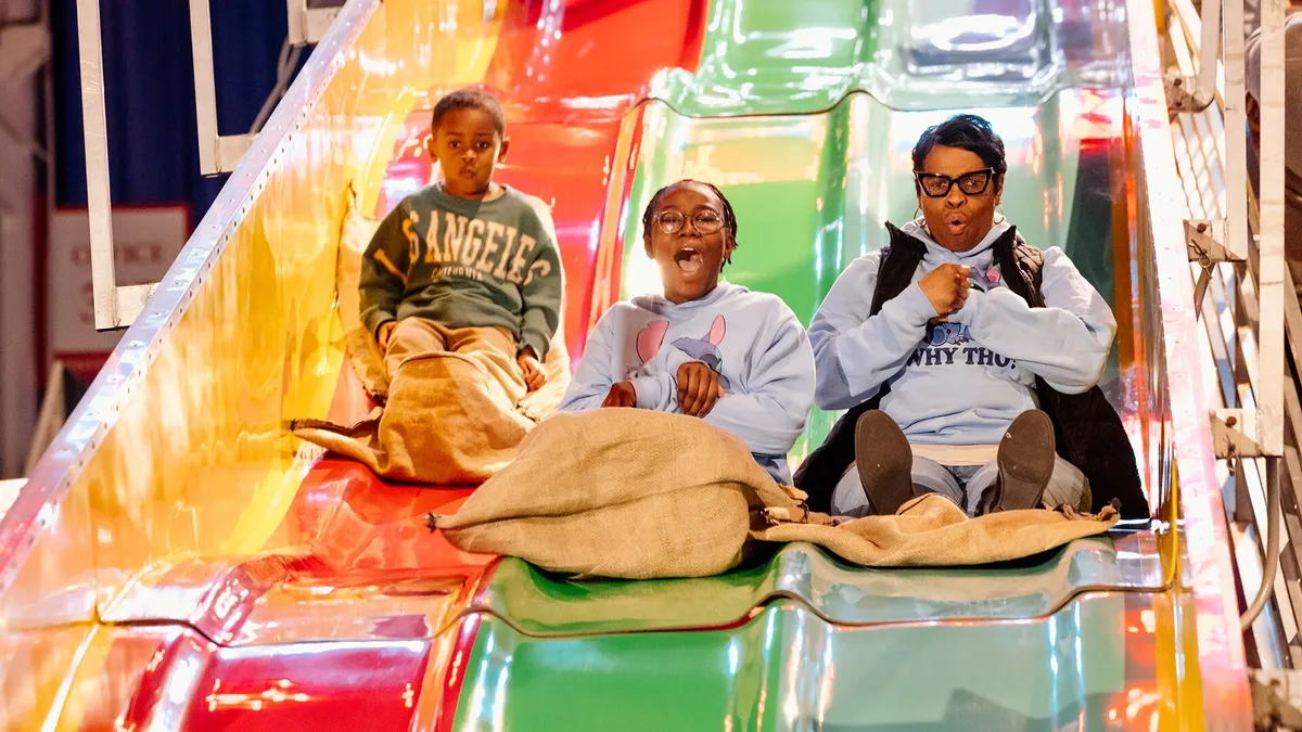 Wintrust Winter WonderFest at Navy Pier 2026–2027 — official source image