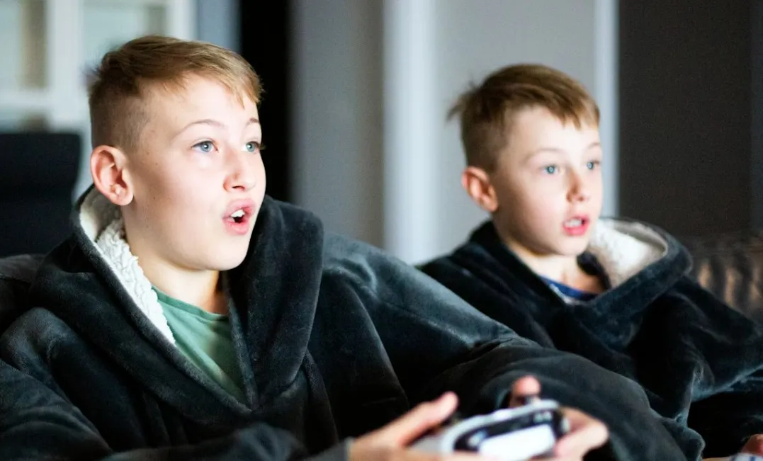 Tween Vibes (ages 9-12) at Leavenworth Public Library — program image