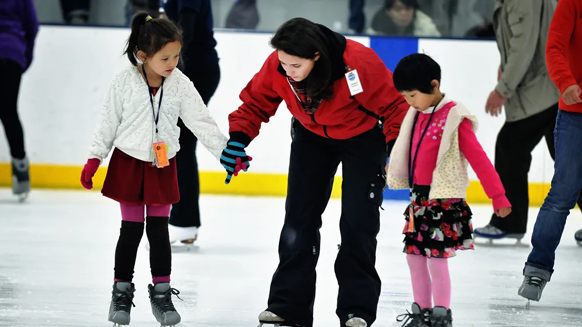 Learn to Skate Group Classes at Pasadena Ice Skating Center — program image