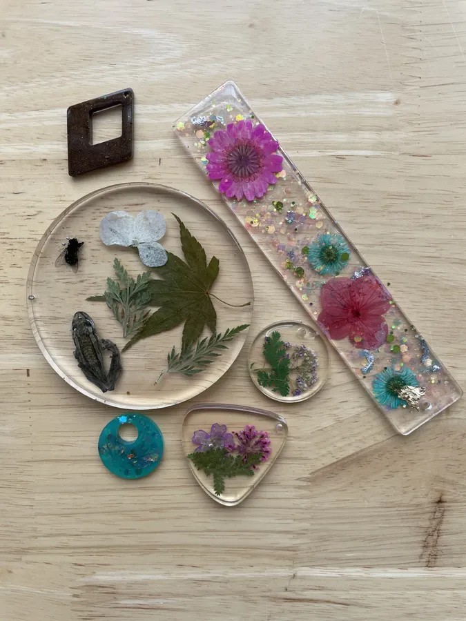 Teens Make Resin Bookmarks (Oakdale Library) — official source image