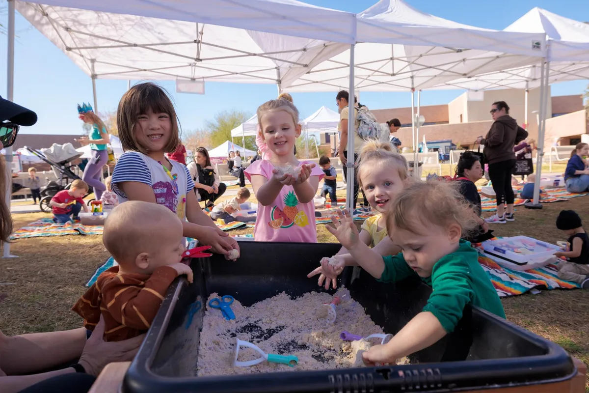 Free Art Friday: Fall Family Series — official source image