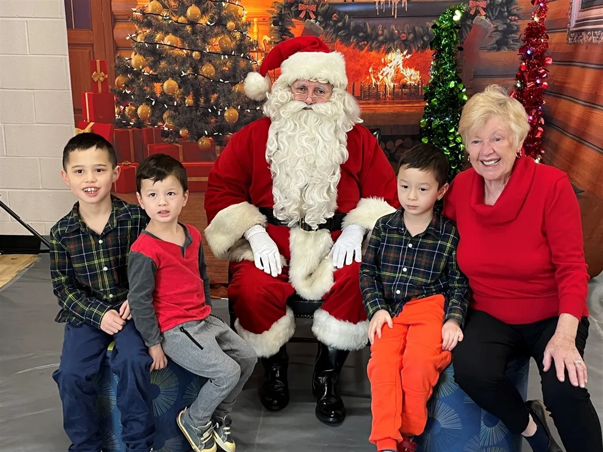 Donuts with Santa — Vienna Community Center — official source image