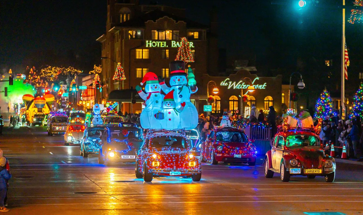 St. Charles Electric Christmas Parade — official source image