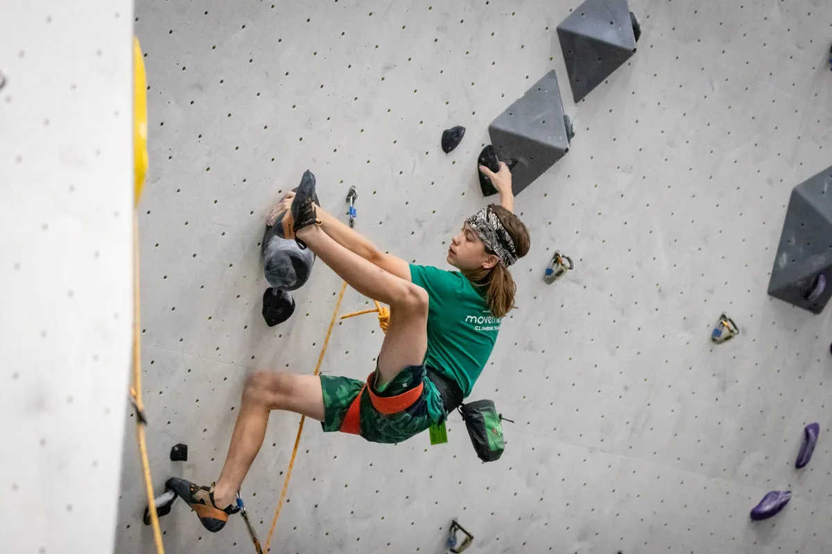 Movement Lincoln Park Youth Climbing Teams — program image