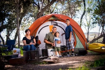 Texas Outdoor Family — Brazos Bend (sold out) — official source image