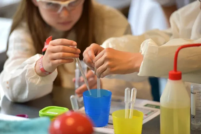 EZ Science for Kids — official source image
