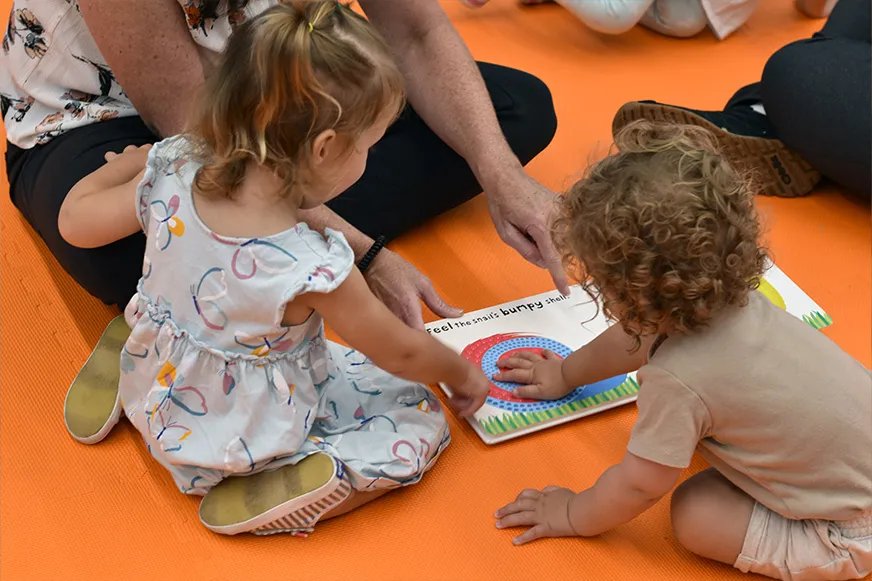 James Playdate | Move & Groove (ages 0-3) at The James Museum — official source image