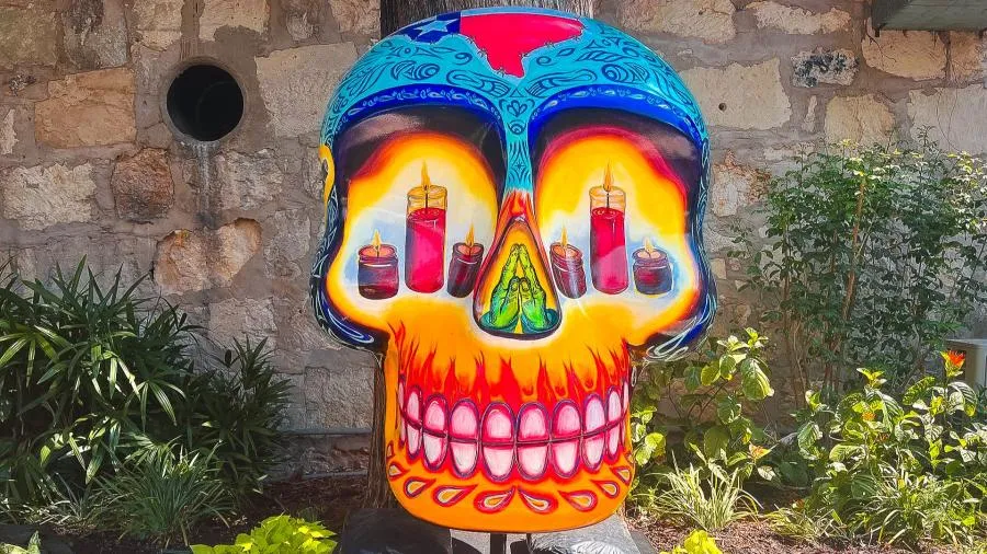 Día de los Muertos Tradition Trail on the River Walk — official source image