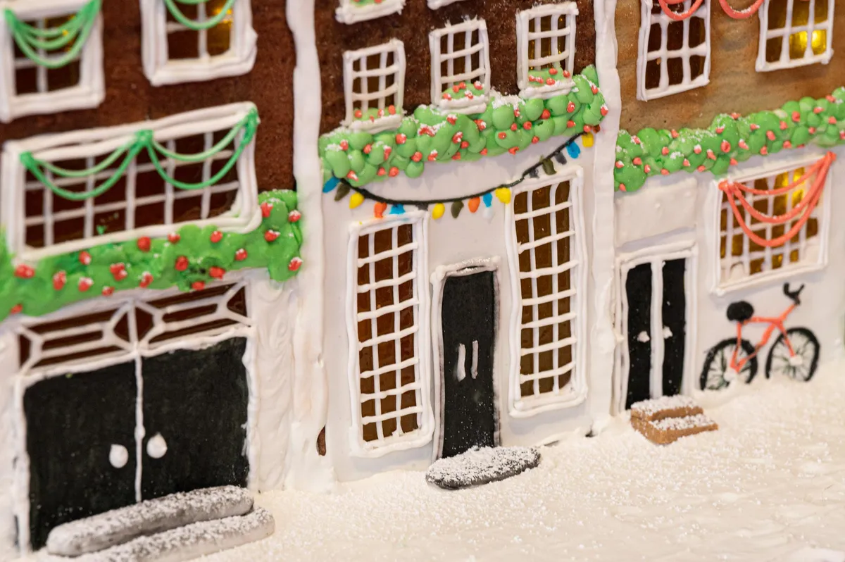 ChristmasVille Gingerbread House Contest — official source image