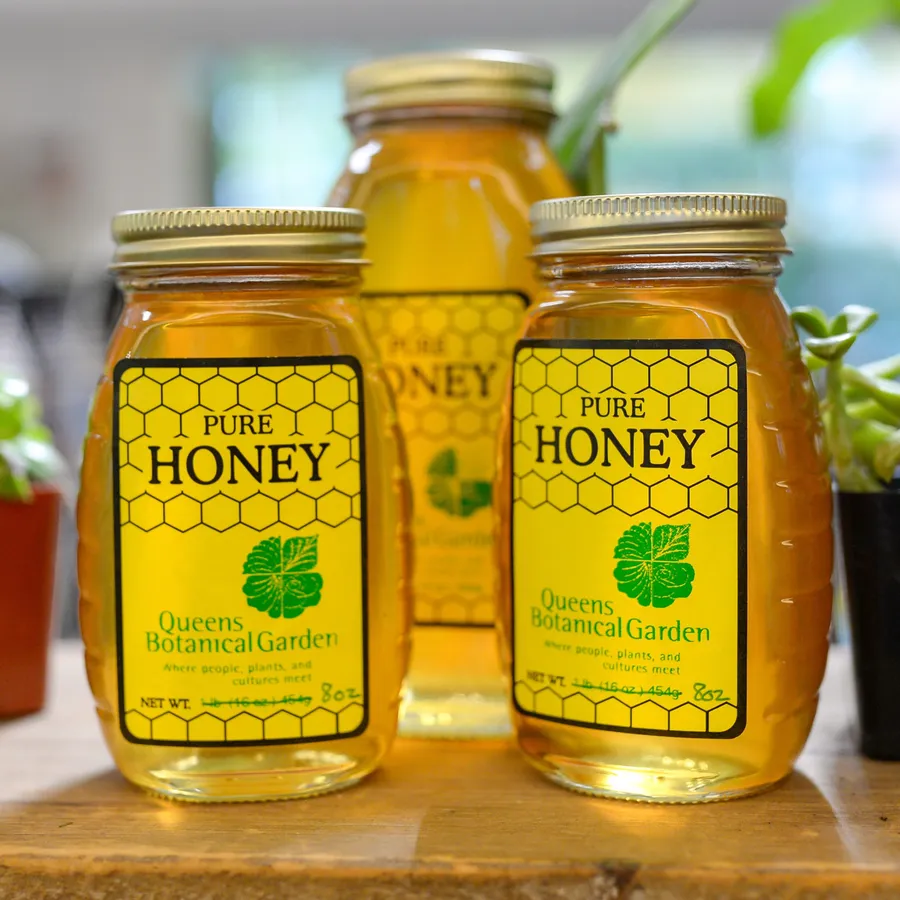 Honey Bottling Workshop with Beekeeper Helen Colhoun — official source image